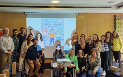 EL INSTITUTO OFTALMOLÓGICO GÓMEZ-ULLA FORTALECE EL TRABAJO EN EQUIPO CON EL CURSO «PERSONA VITAMINA»